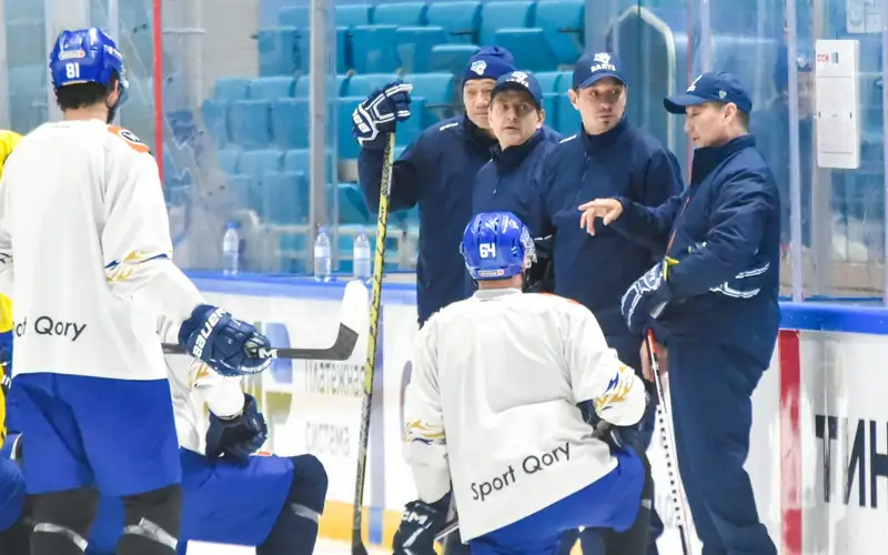 «Барыс» представил обновленный тренерский штаб