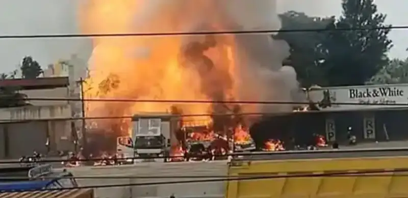 Ҳиндистон жанубидаги ёнғинда 14 киши ҳалок бўлди