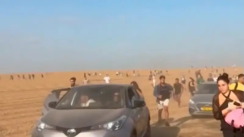 ХАМАС биринчи ҳужум қилган жойдан камида 260 жасад топилган