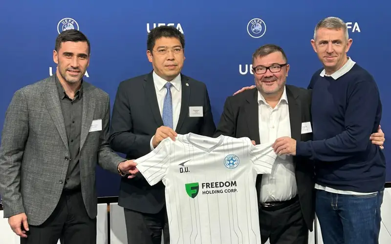 Проект Super bol презентовали УЕФА