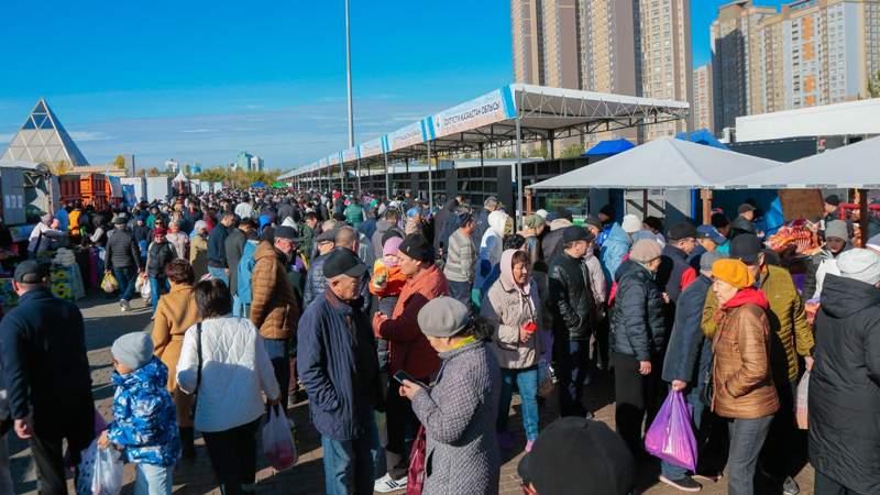 SQO sharýalary Astanadaǵy jármeńkege 700 tonnadan astam ónim ákeldi