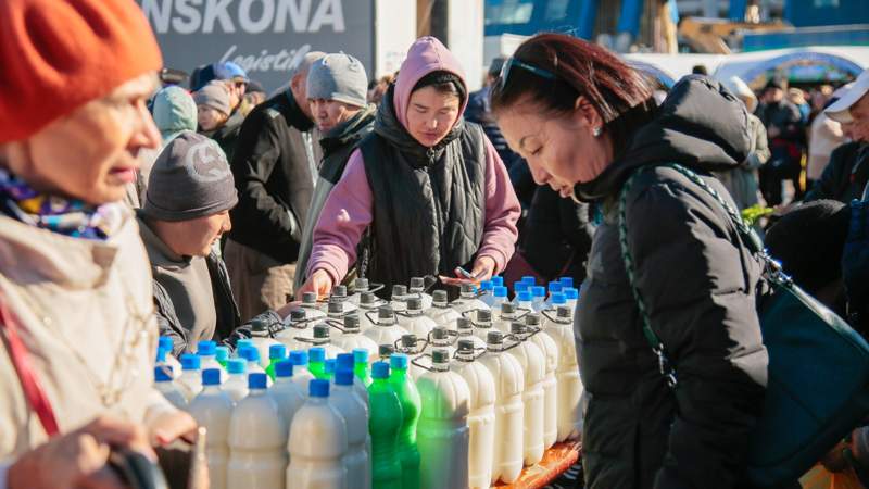 SQO sharýalary Astanadaǵy jármeńkege 700 tonnadan astam ónim ákeldi