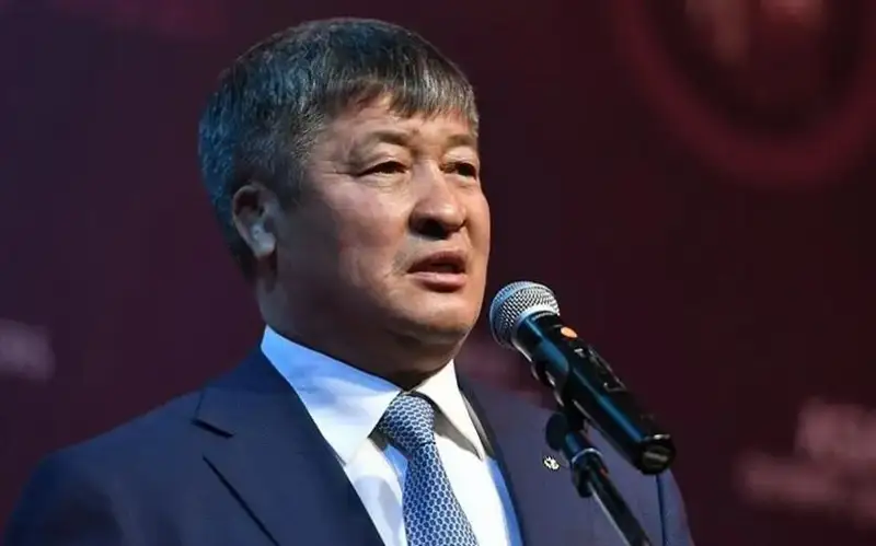 дәулет тұрлыханов