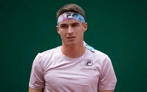Казахстанский теннисист совершил катастрофическое падение в рейтинге ATP