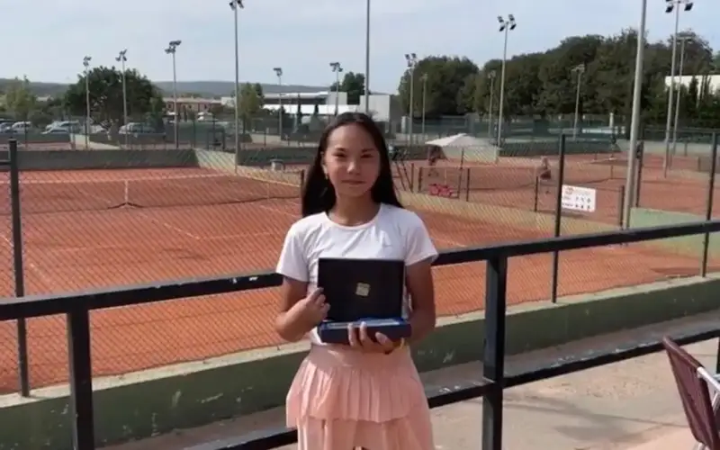 Қозоғистонлик ёш теннисчи Испаниядаги турнирда ғолиб чиқди