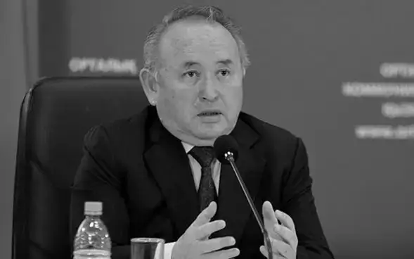 Poet Nessipbek Aituly