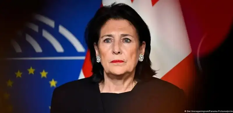 Грузияда мамлакат президентига импичмент жараёнини бошлашга рухсат берилди