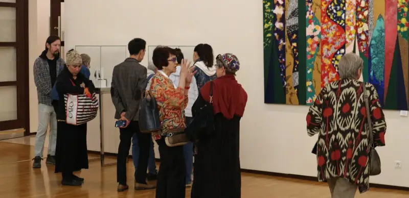 Казахстанские художники участвуют в международной выставке в Ташкенте