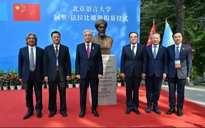 President Kassym-Jomart Tokayev participates in the ceremony of inauguration of Al-Farab bust President Kassym-Jomart Tokayev participates in the ceremony of inauguration of Al-Farab bust