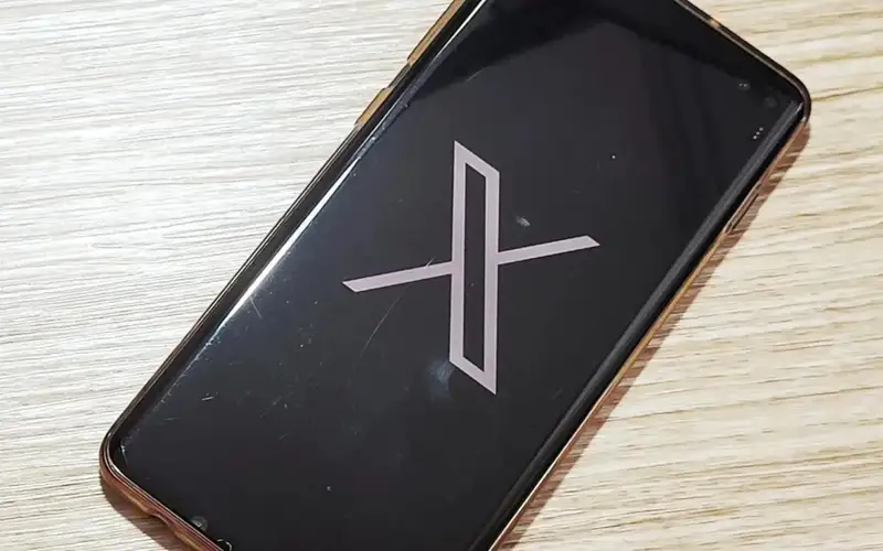 Илон Маскнинг Х ижтимоий тармоғига обуна бўлиш икки давлатда пулли бўлади