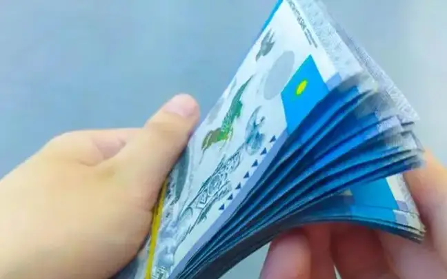 Информацию о миллионных выплатах топ-менеджменту ФМС прокомментировала глава минздрава 