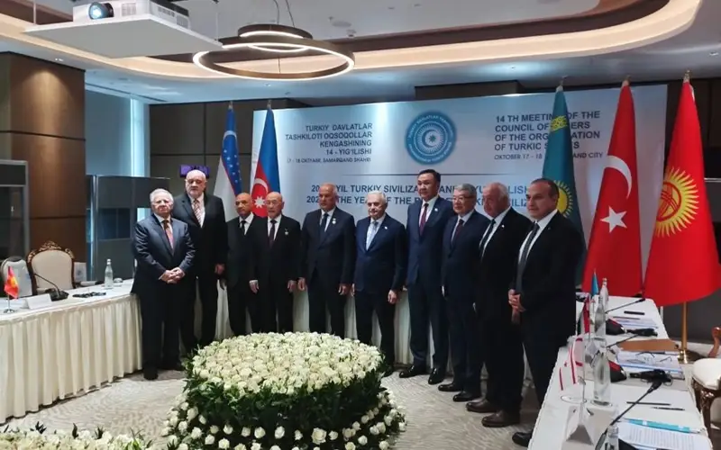 Туркий давлатлар оқсоқоллари Самарқандда учрашди