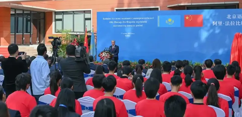 ҚР Президентининг Пекиндаги нутқи Хитойдаги ижтимоий тармоқларнинг асосий мавзусига айланди