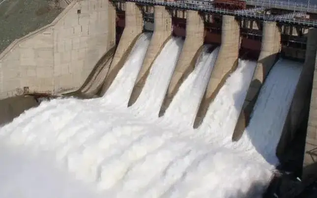 водохранилище 