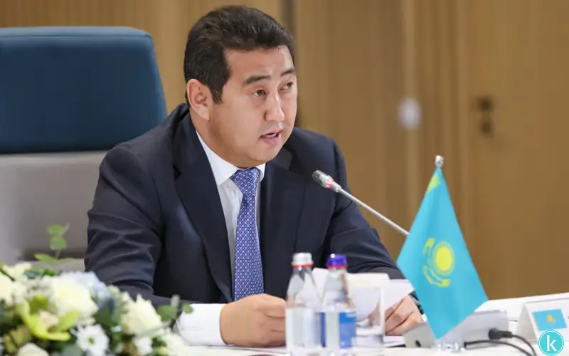 Айдарбек Сапаров