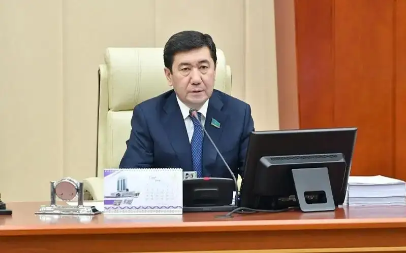 Ужесточить правила выдачи кредитов предложил Ерлан Кошанов