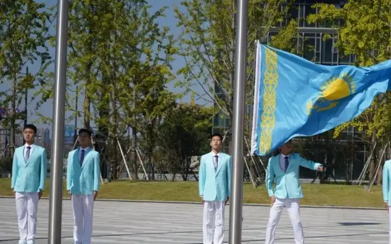 Қозоғистон байроғи