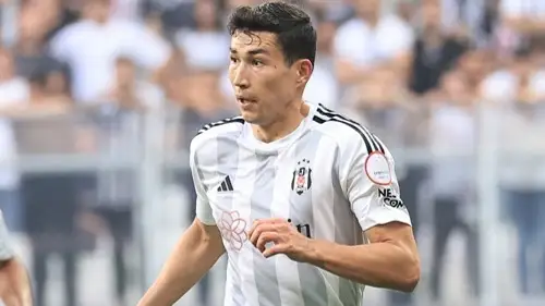 Zaınýtdınov qatysýy múmkin «Galatasaraı» – «Beshıktash» oıynyn qaıdan kórýge bolady