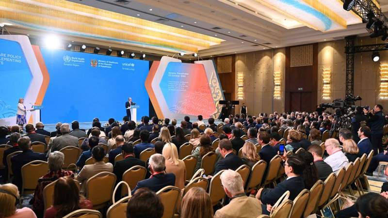 Prezıdent Medıtsınalyq-sanıtarııalyq alǵashqy kómek jónindegi jahandyq konferentsııanyń plenarlyq otyrysyna qatysty