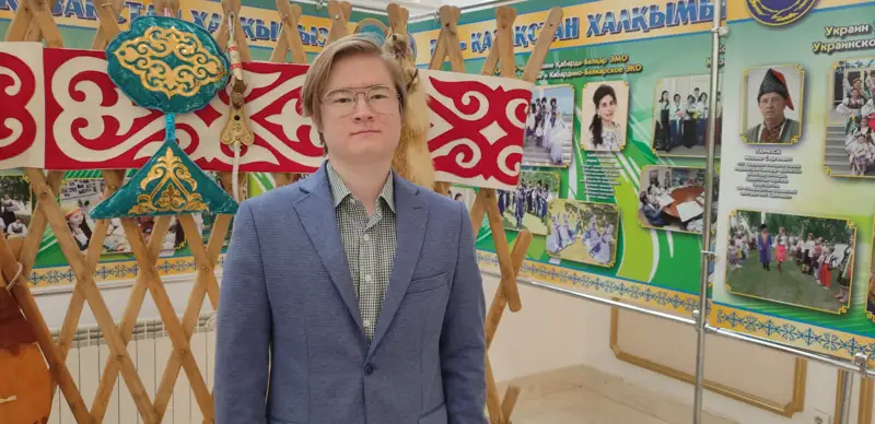 Гроссмейстер Алишер Сулейменов