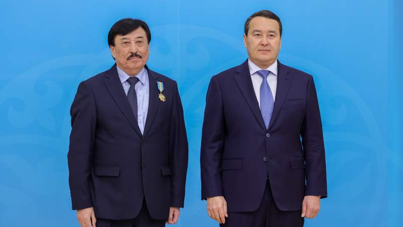 День Республики Алихан Смаилов День Республики Алихан Смаилов