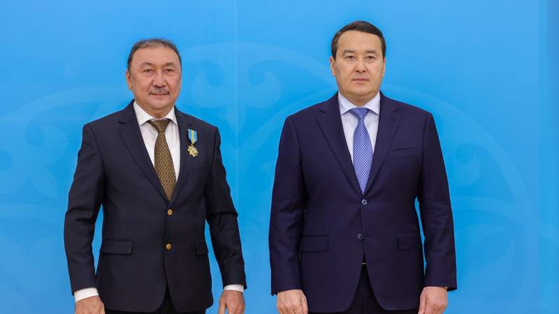 День Республики Алихан Смаилов День Республики Алихан Смаилов