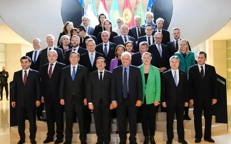 Central Asian FMs and EU hold first full-scale meeting