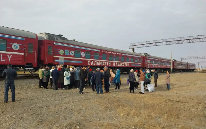 Медицинский поезд «Саламатты Қазақстан»
