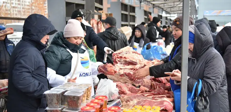 Ярмарка акмолинских сельхозтоваропроизводителей проходит в Астане 