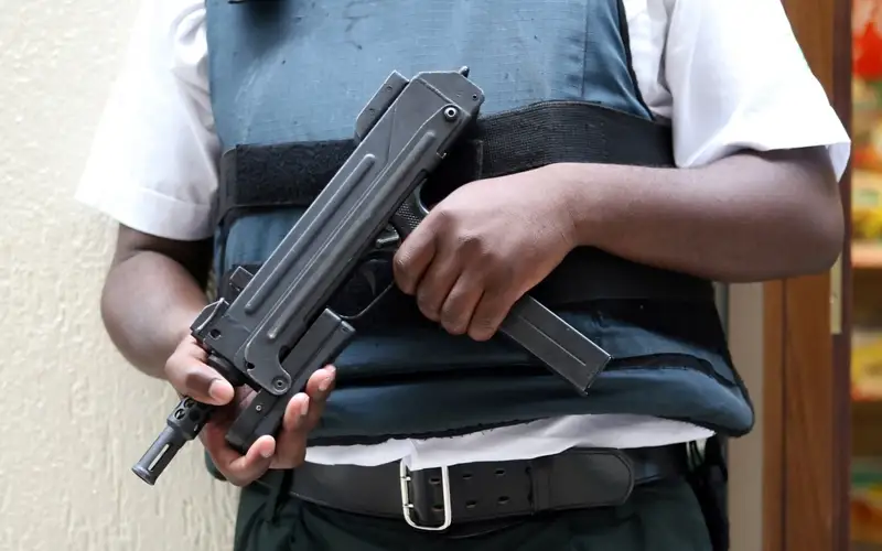 Заложников захватил вооруженный мужчина в Японии