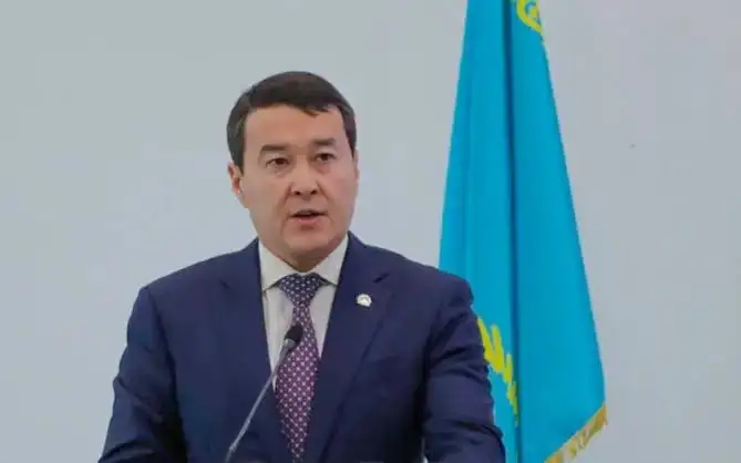 Алихан Смаилов