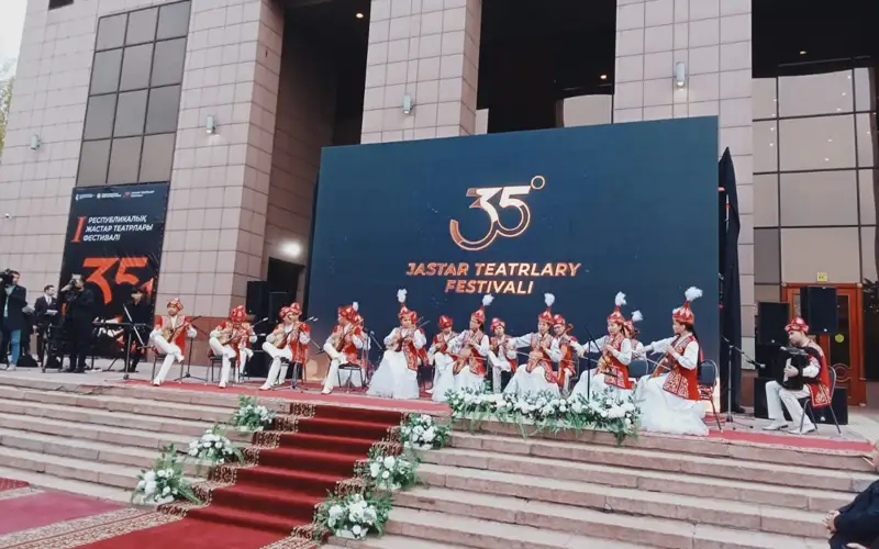 teatrlar festıvali