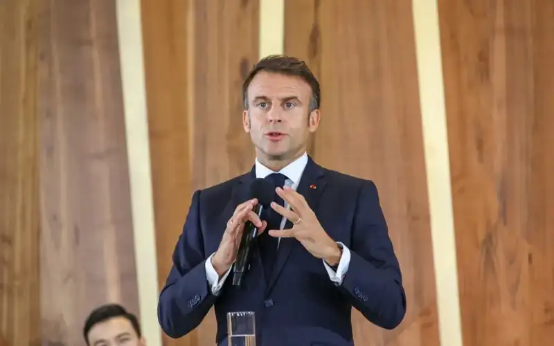 Макрон: ХАМАС жазоланиши керак, аммо тинч аҳоли айбдор эмас