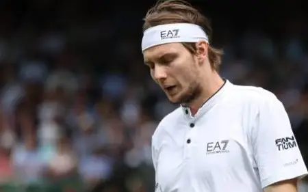 Александр Бублик проиграл на «Мастерсе» в Париже