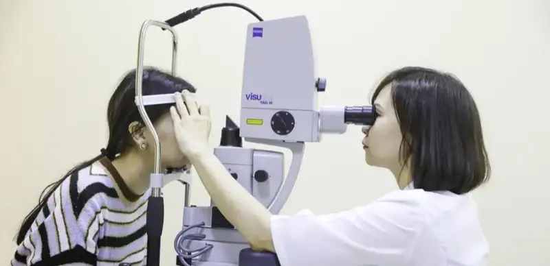 офтальмолог