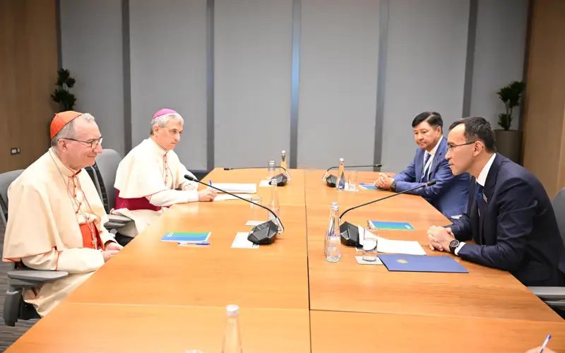 Маулен Ашимбаев принял участие в работе конференции «Слияние убеждений: объединение духовных лидеров для планетарного возрождения» в Абу-Даби