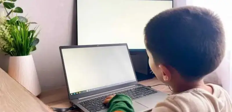 Жекеменшік мектептерде оқитын жекелеген санаттағы балалар тегін оқулықпен қашан қамтылады