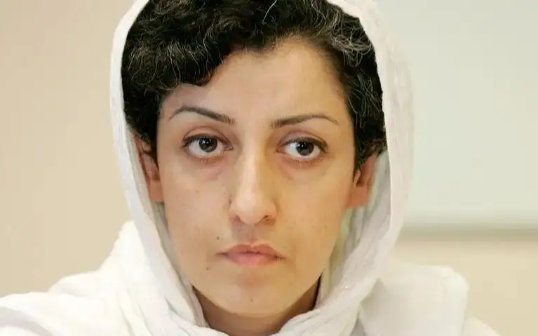 Бир ой олдин Нобельь мукофоти совриндори Наргиз Муҳаммадий қамоқхонада очлик эълон қилди