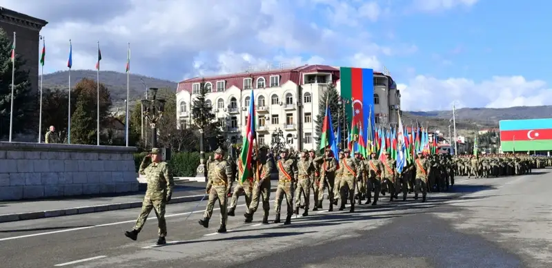 Азербайджан отмечает День победы