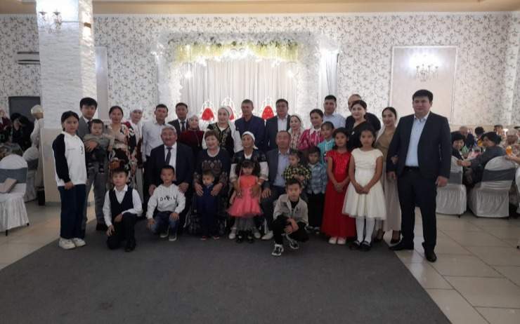 جەتپىس جاستاعى ەگىز 