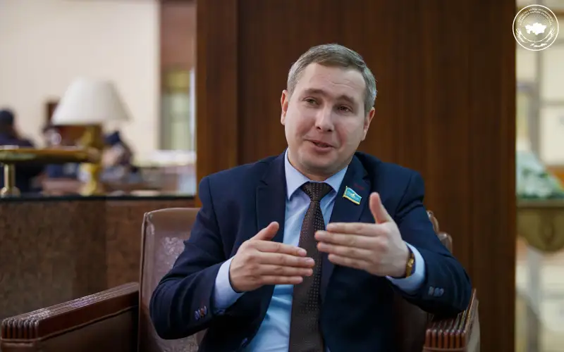 Қазақстанның халықаралық қатынастар бағытында іс-қимылы жан-жақты нығайып жатыр – Геннадий Шиповских