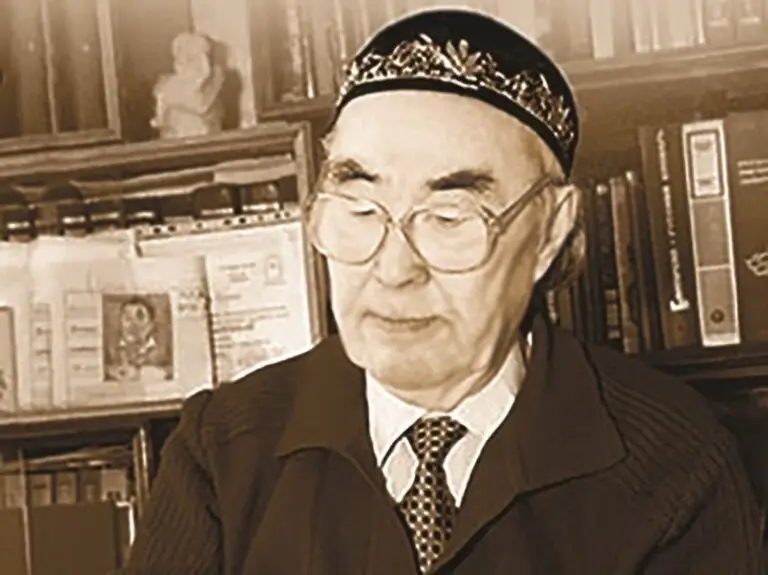 Мұзафар Әлімбаев