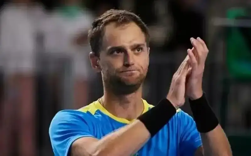 Александр Недовесов Болгарияда ўтган мусобақанинг ярим финалига чиқди