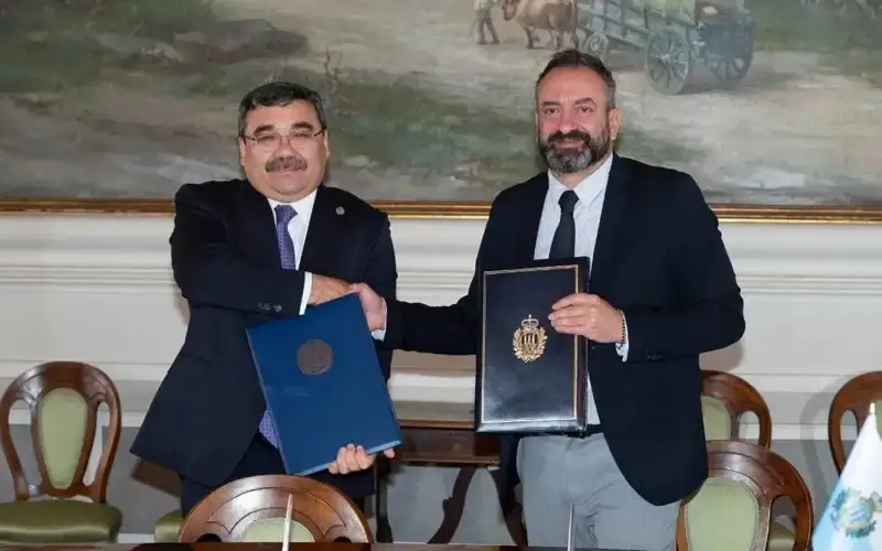 Дипломатия