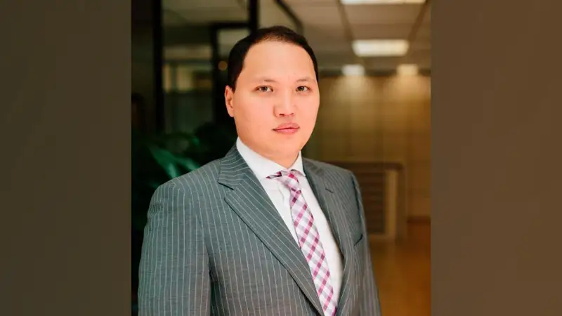 женис осербай