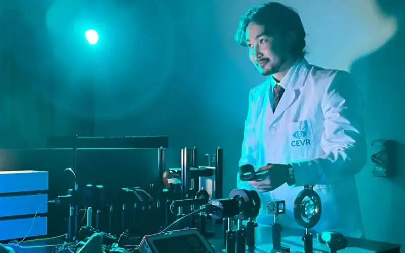 گونكونگ زەرتحاناسىن باسقاراتىن قازاقپەن سۇحبات