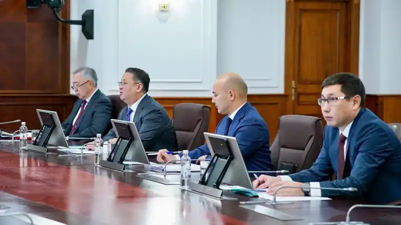 Ҳукумат йиғилиши