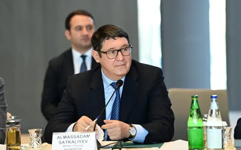 Almasadam Sátqalıev