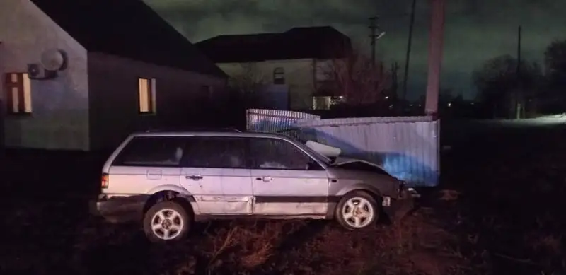 Қозоғистонда икки нафар Ўзбекистон фуқаролари автомашина ўғирлаб, аварияга сабаб бўлди