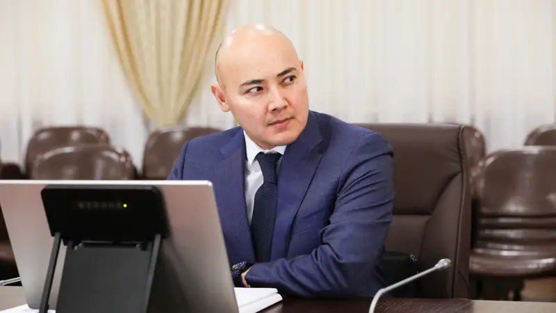 Álibek Qýantyrov